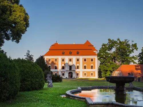 Hrady a zámky po celý rok, Kudy z nudy, památky