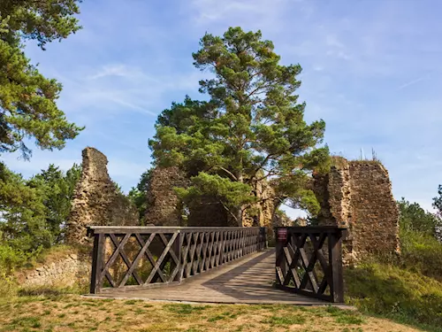 Zřícenina hradu Vrškamýk – Hunec v Kamýku nad Vltavou