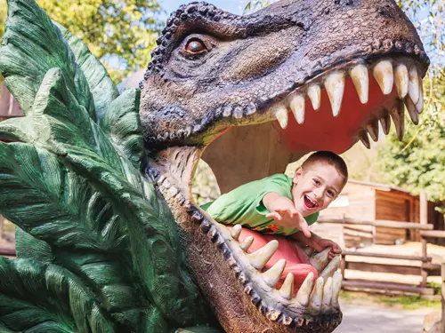 Svět dinosaurů ve Skalka family parku v Ostravě