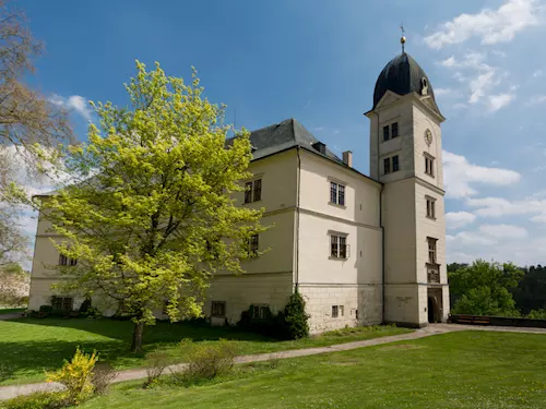 Letní program nejen pro nejmenší připravili na zámku Hrubý Rohozec