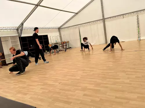 Breakdance lekce z našeho soustředění