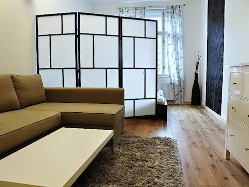 Apartmán Husitská 89/41, Praha 3