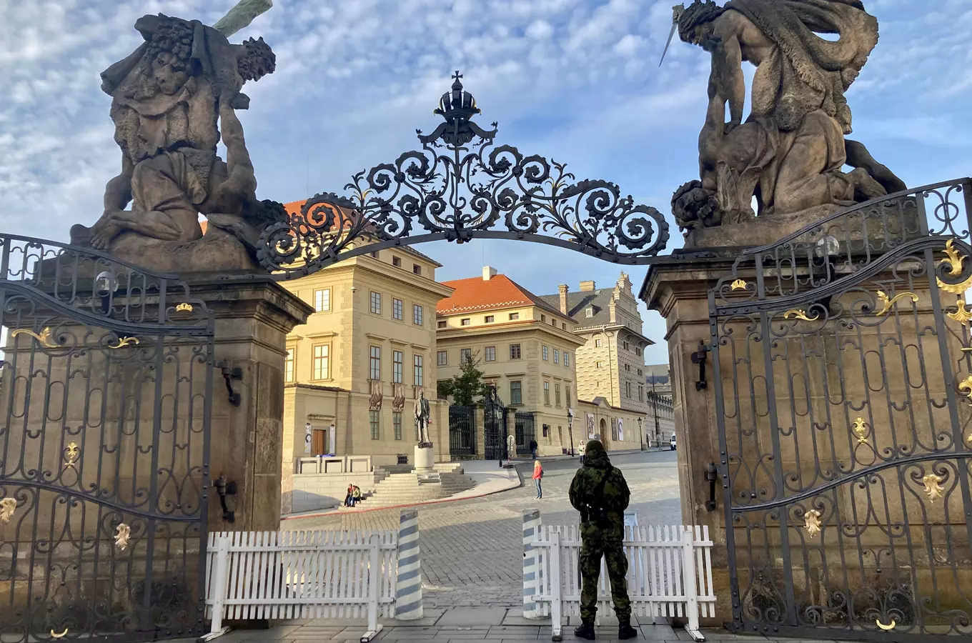 Vycházkou po večerním Pražském hradě – komentovaná prohlídka