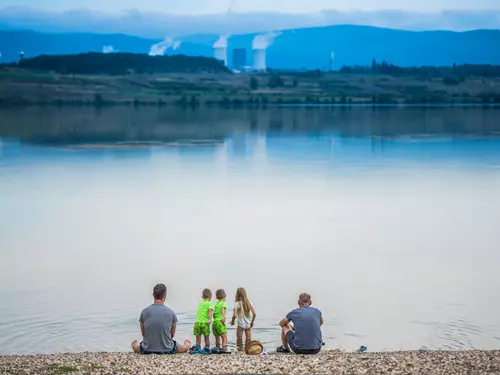 Výhled na jezero Most