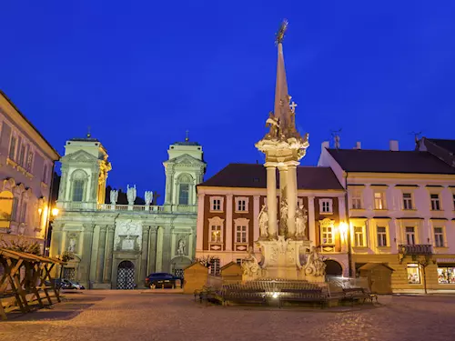 Dietrichsteinská hrobka Mikulov, Kudy z nudy