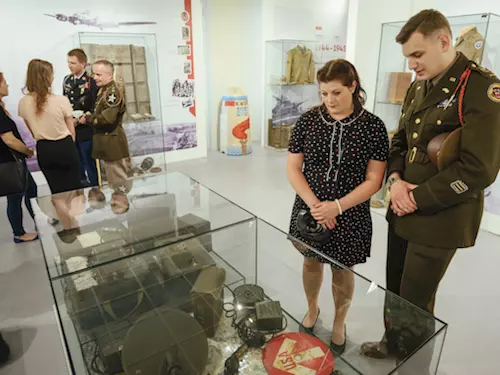 Nová expozice muzea byla otevrena u príležitosti 75. výrocí vylodení v Normandii.