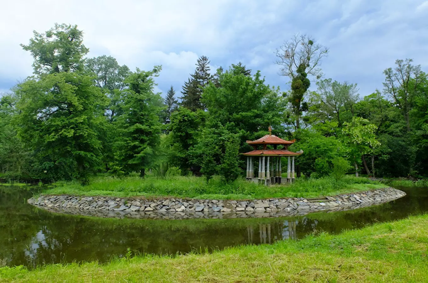 Čínský pavilon v Podzámecké zahradě v Kroměříži