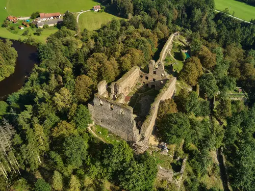 Archeologické léto 2025 – Pravěké hradiště a středověký hrad Dívčí Kámen