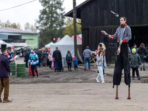 Kejklíři Poprávu