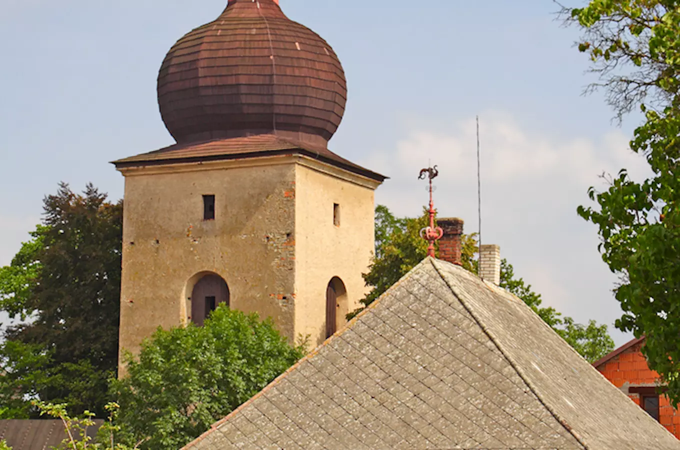 Kapucínský klášter s kostelem Narození Páně v Opočně