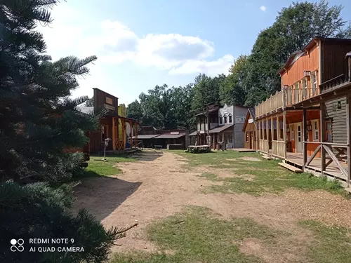 Hlavní ulice městečka