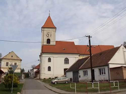 Kostel sv. Jiljí v Dolních Dunajovicích