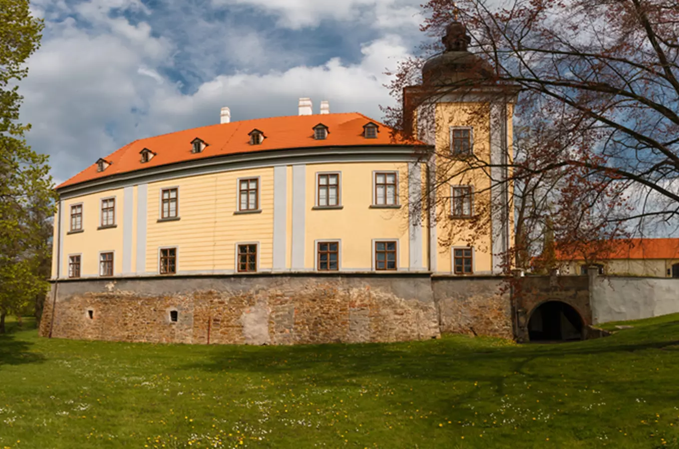 Zámek Ctěnice – romantika na okraji Prahy