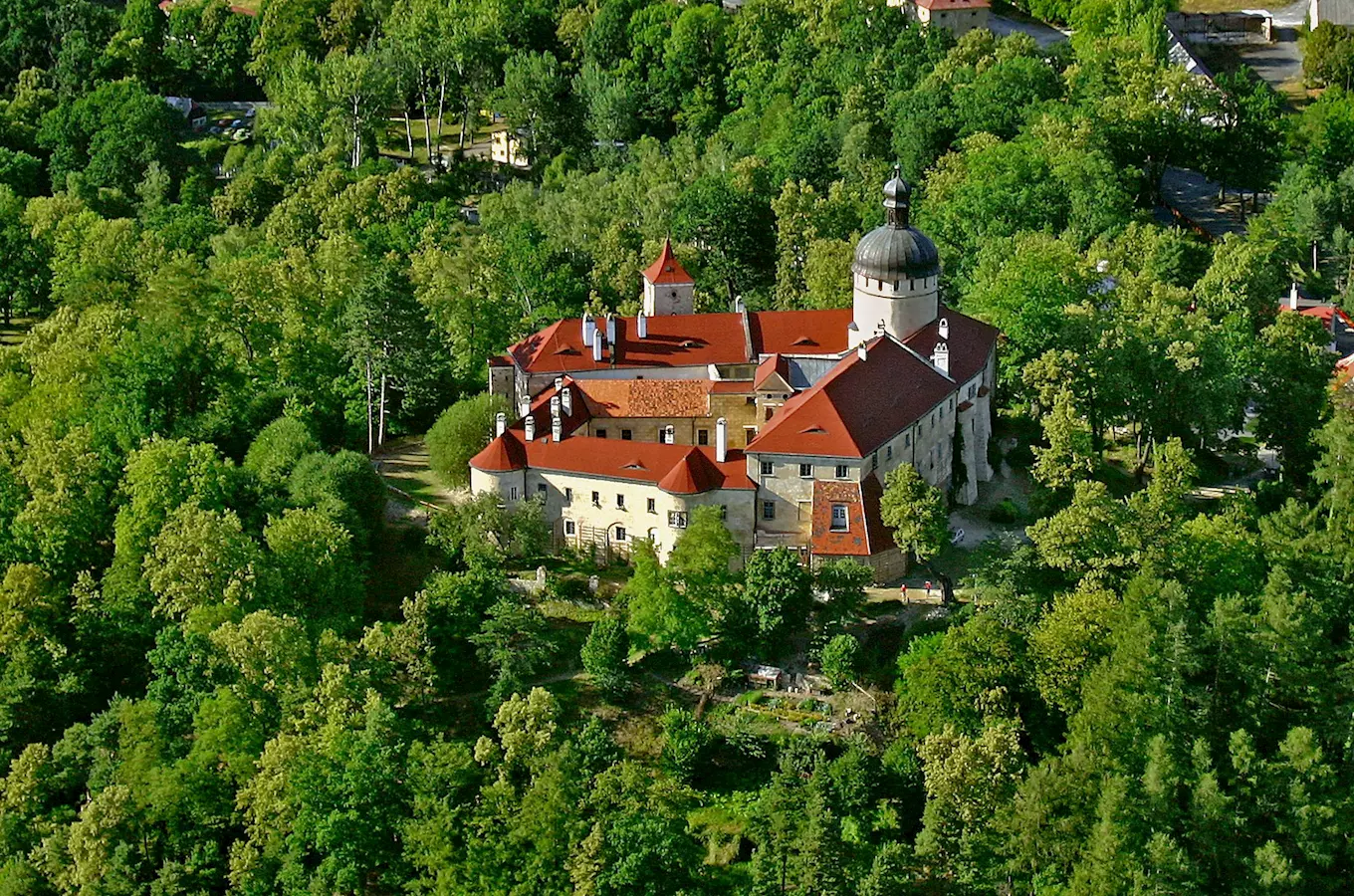 Prohlídky hradu Grabštejn s krásnou Barborkou