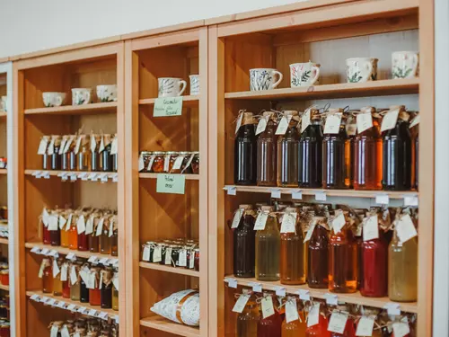 Bylinky od Světa – bylinkové, ovocné a sezónní produkty z Třeboně