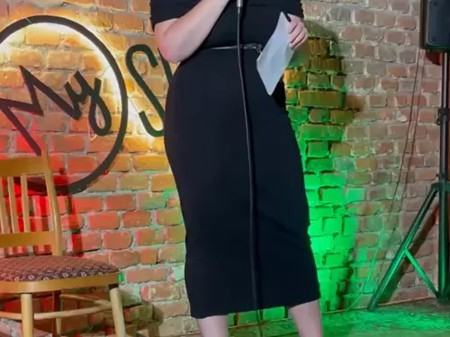 Stand-up komička Veronika Rezková (Vtípečky se zelím)