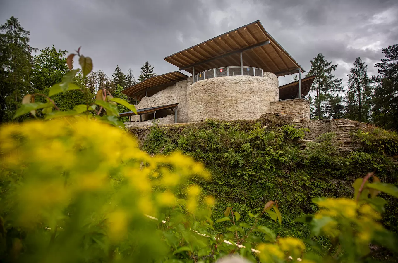 Hrad Vízmburk – podkrkonošské Pompeje