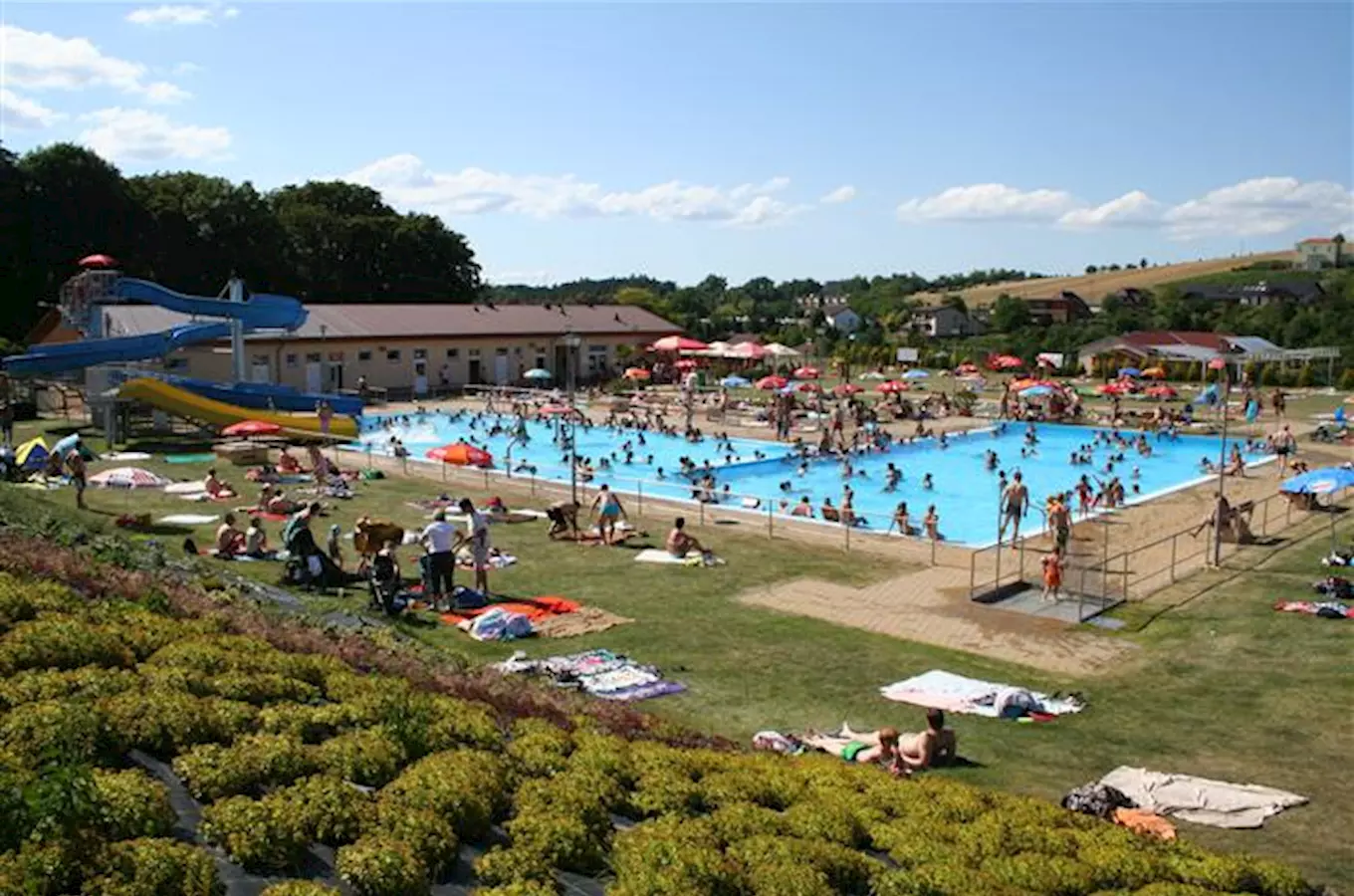 Letní koupaliště v Bučovicích – Sportovní areál v Hájku