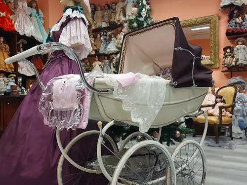 Kouzlo porcelánové panenky