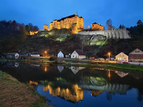 Noční hrad Český Šternberk