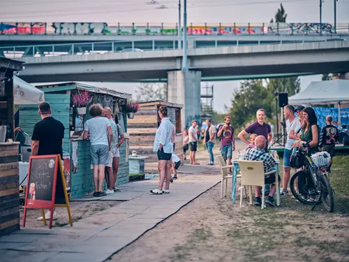 Festival Náplavka k světu v Plzni 2024