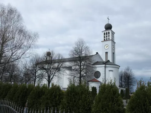 Kostel sv. Jana Nepomuckého ve Staré Bělé