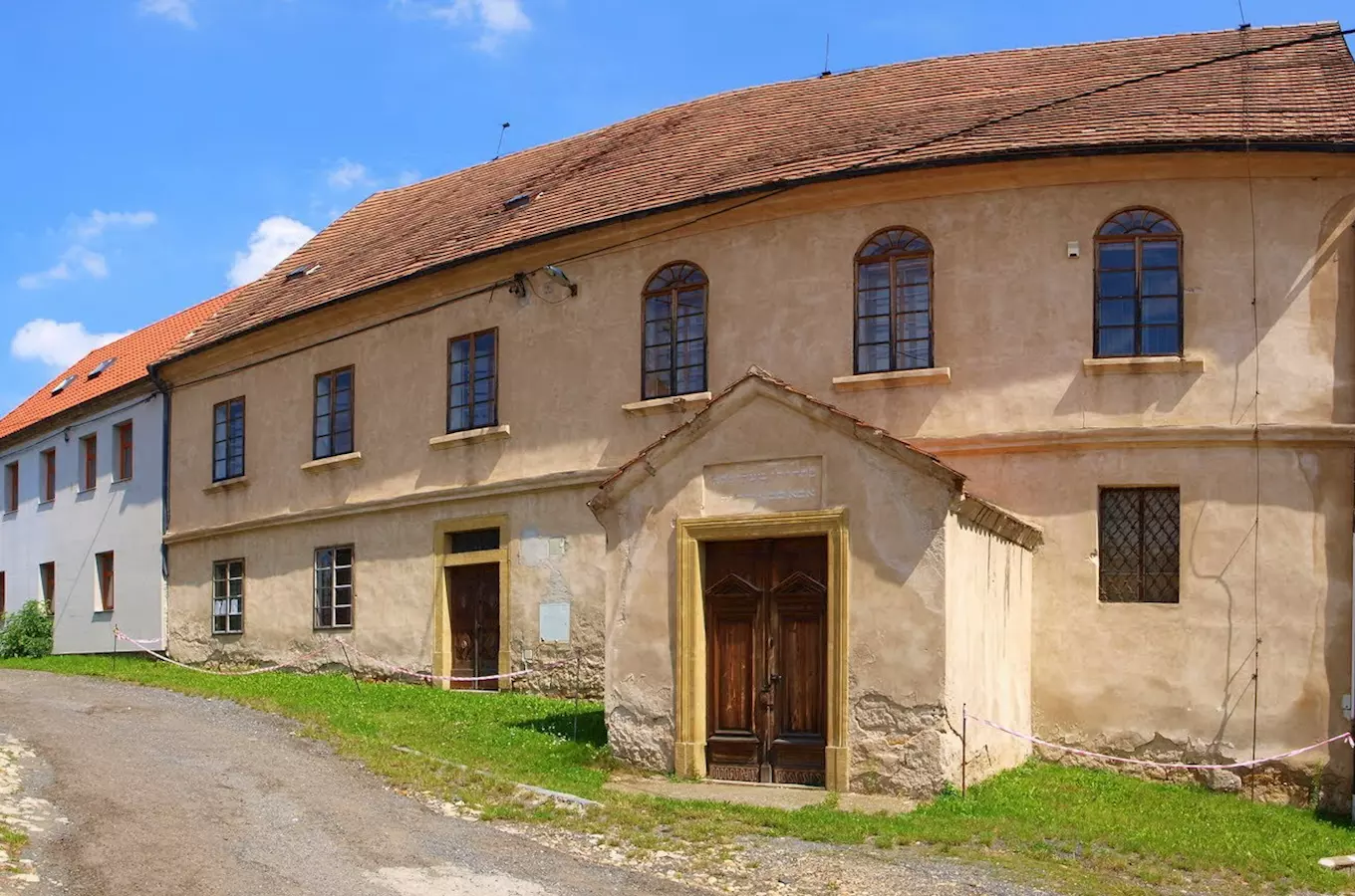 Židovská synagoga a rabínský dům v Brandýse nad Labem 