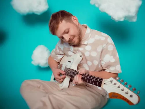 Thom Artway solo