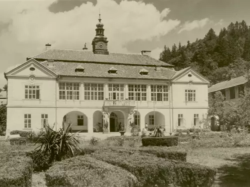 ZÁMEK