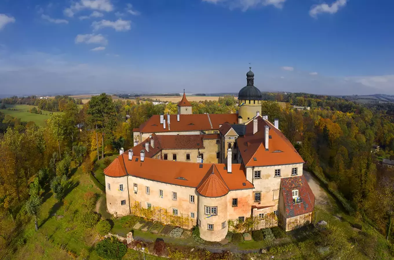 Po stopách šlechtických rodů: s Clam-Gallasy na Lemberk, Grabštejn a Frýdlant