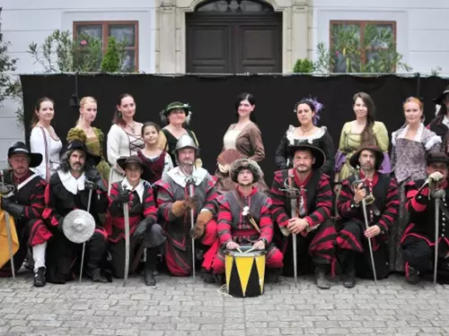 Od pohádky k bitevní vřavě – Collegium Armatum