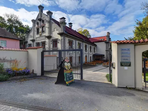 Letní kino ve stodole Únětického pivovaru