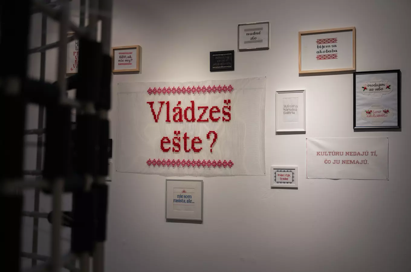 Čtenářský klub v galerii – Books connecting people