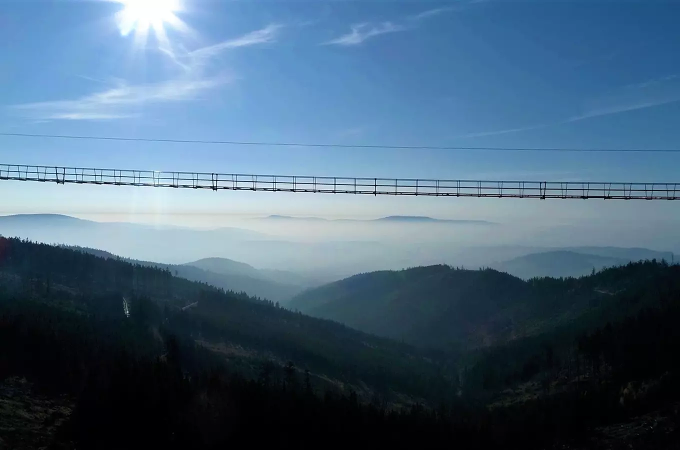 Visutý most přes údolí na Dolní Moravě – Sky Bridge 721