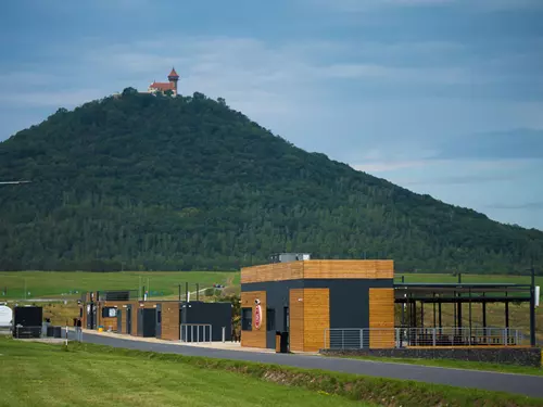 Letní večery na jezeře Most 2025