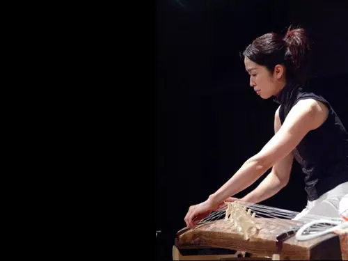 Naoko Kikuchi: Koto Unlimited  – Recitál pro koto