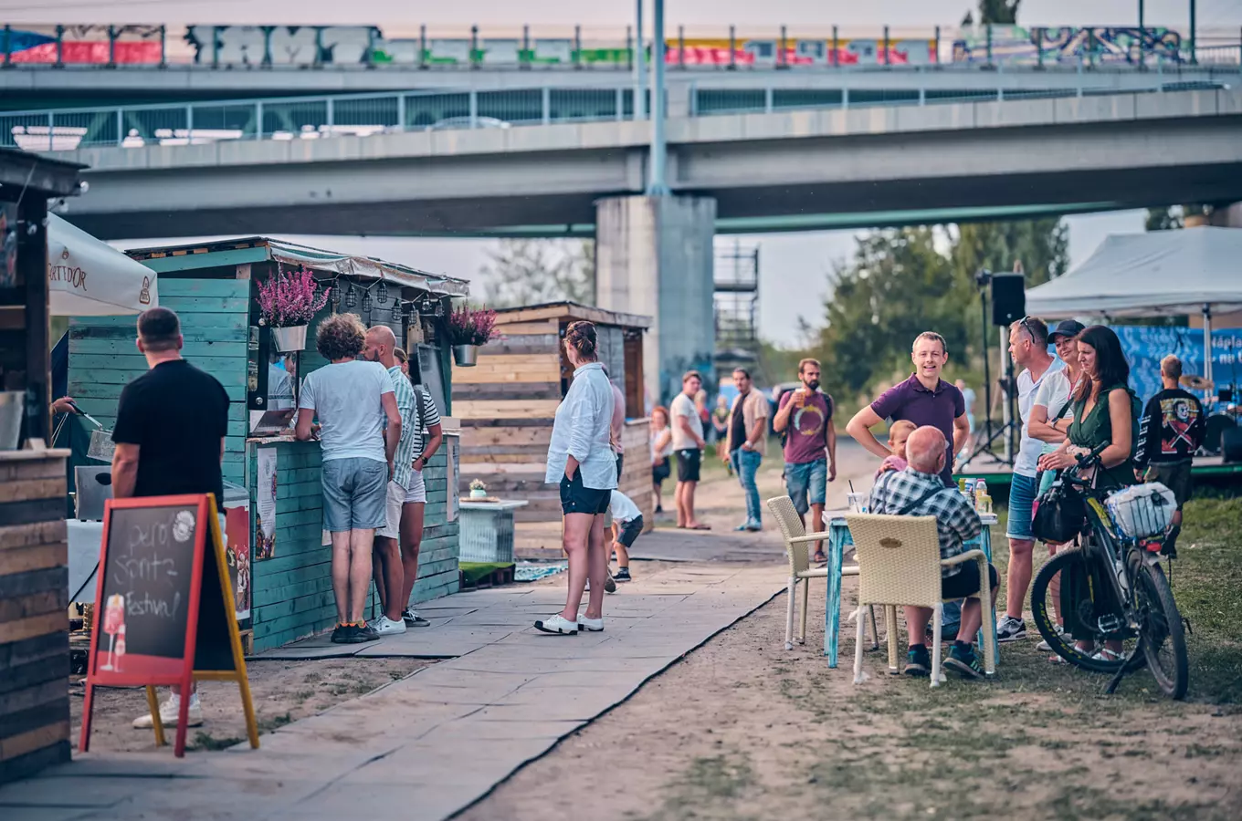 Festival Náplavka k světu v Plzni 2024