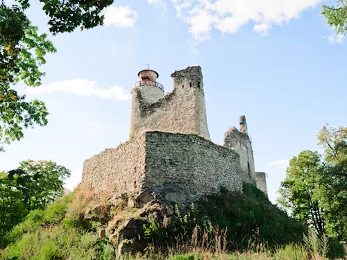 Hrad Sukoslav v Kostomlatech pod Milešovkou