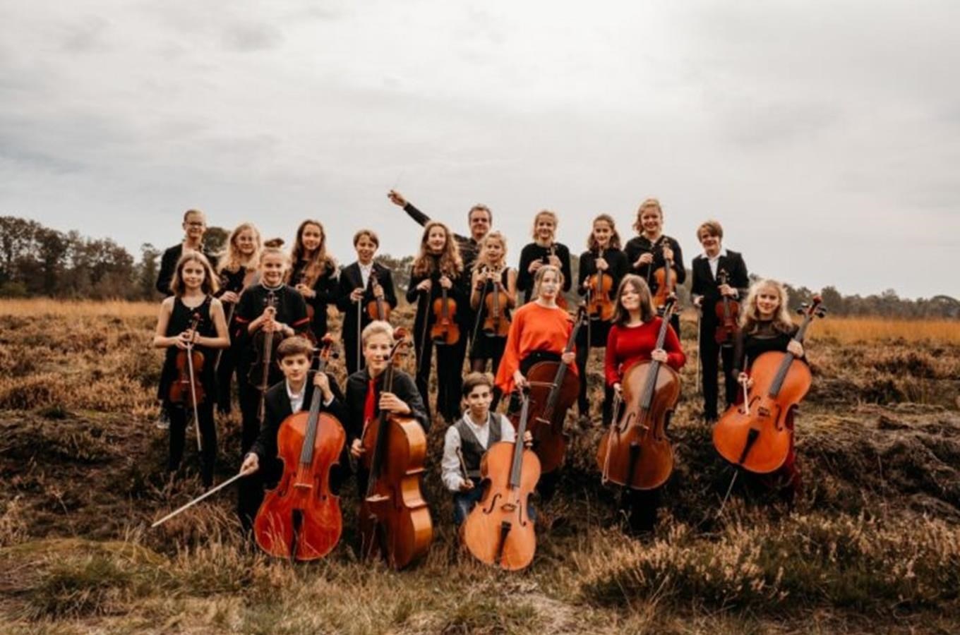 Haydn Youth String Orchestra – Kudy z nudy