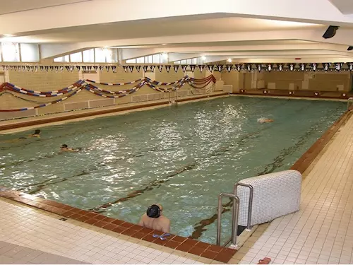 Bazén na Vinohradech s dlouhou tradicí