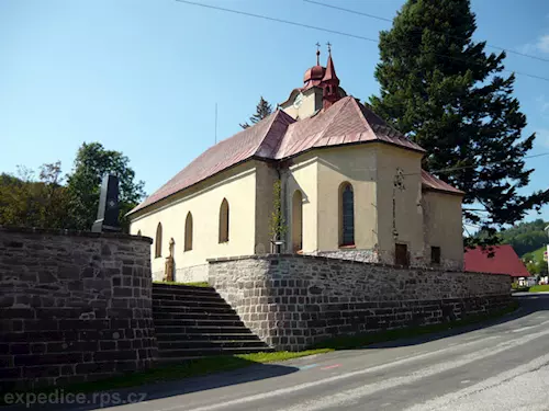 Kostel sv. Michaela v Černém Dole 
