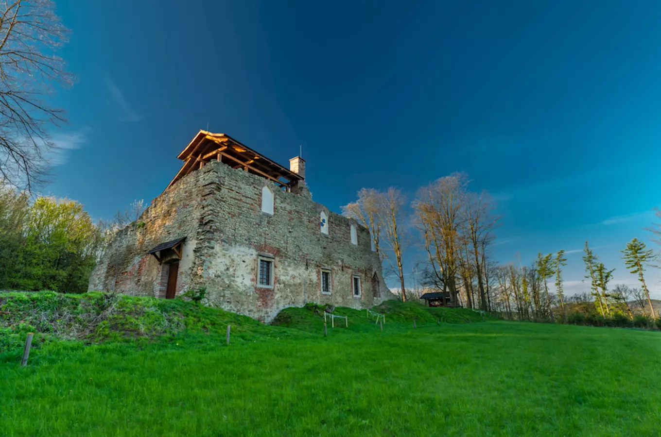 Janův hrad na Janově hoře u Vizovic