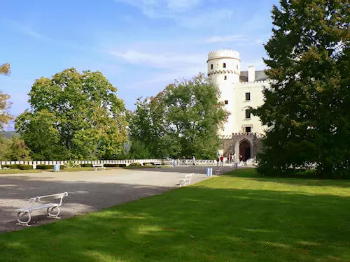 Zámecký park a hrobka na zámku Orlík nad Vltavou