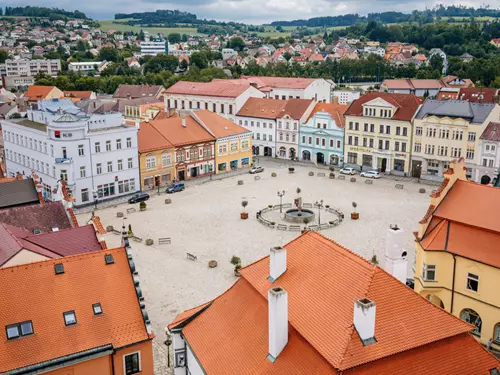 Za zábavou do Pelhřimova: tipy, na zajímavý výlet s dětmi proti proudu času
