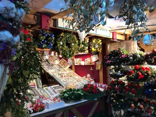 Vánoční trhy na náměstí Republiky