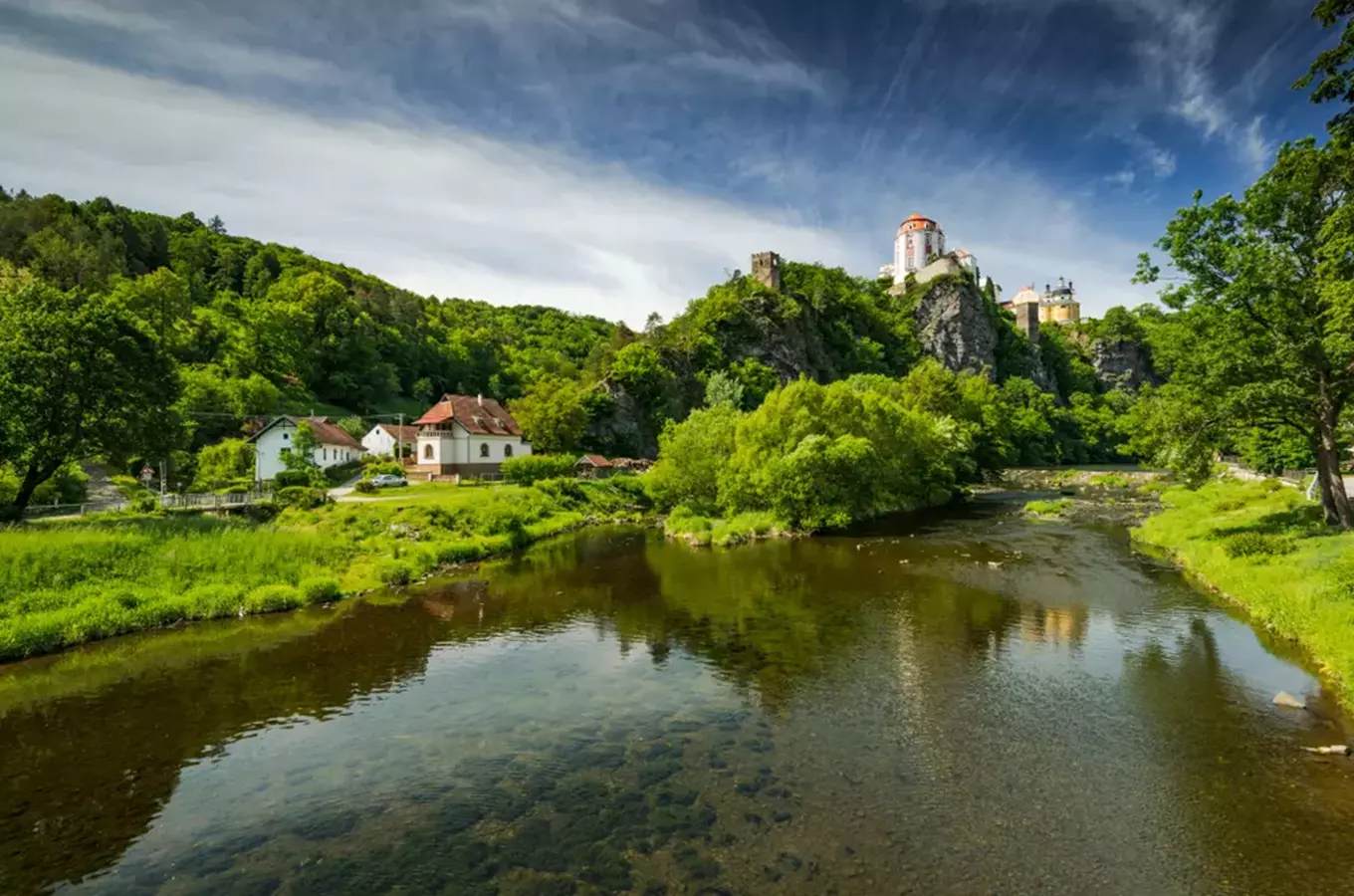 Po stopách šlechtických rodů: s rodem Althannů na zámek ve Vranově nad Dyjí a další barokní zámky Mo