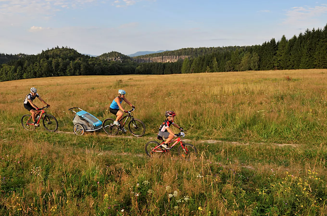 Výlet na kole okruhem kolem Adršpachu