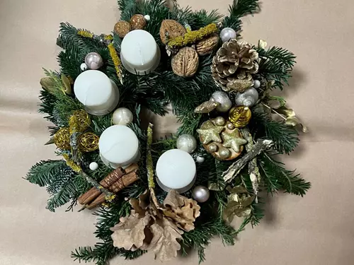 Vánoční workshop – tvorba adventního věnce na zámku Blatná