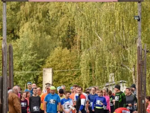 Běh pro republiku 2025 v okolí Památníku Vojna u Příbrami