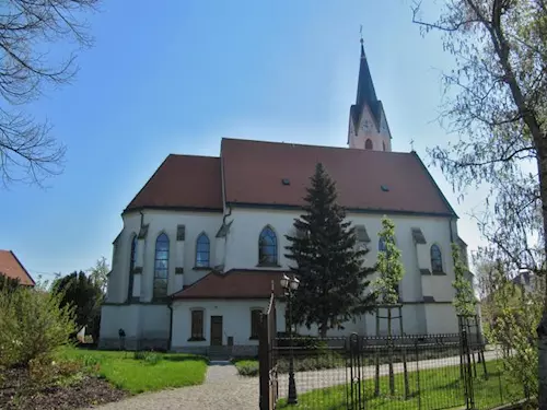 Kostel sv. Filipa a Jakuba v Dolním Němčí